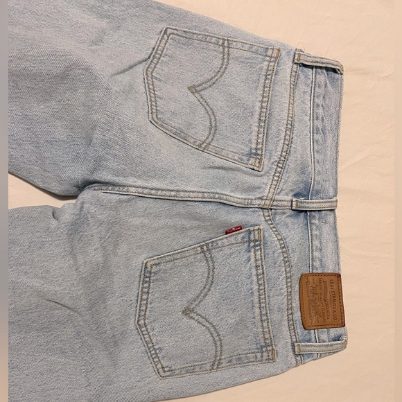 LEVI’S WEDGIE DISTRESSED JEANS SIZE 27 - Picture 3 of 4